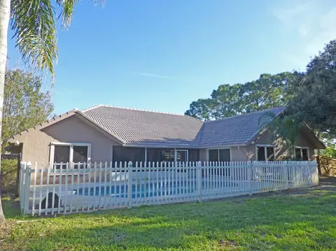 5628 SE Lamay Dr, Stuart, FL 34997 photo 8