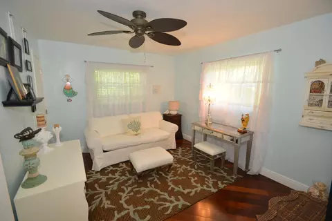 807 Berkeley St, Boca Raton, FL 33487 photo 13