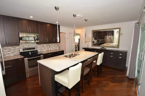 807 Berkeley St, Boca Raton, FL 33487 photo 9