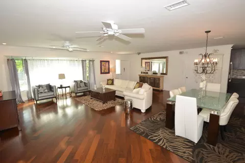 807 Berkeley St, Boca Raton, FL 33487 photo 4