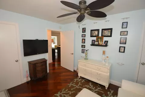 807 Berkeley St, Boca Raton, FL 33487 photo 14