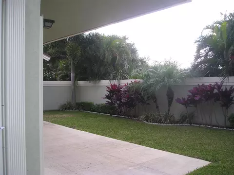 334 Ridge Rd, Jupiter, FL 33477 photo 6