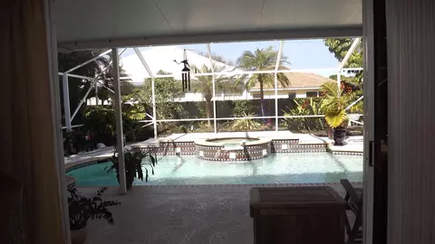 165 Hampton Cir, Jupiter, FL 33458 photo 4