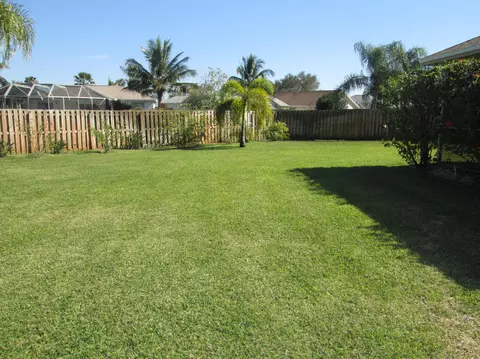 187 Raintree, Jupiter, FL 33458 photo 18