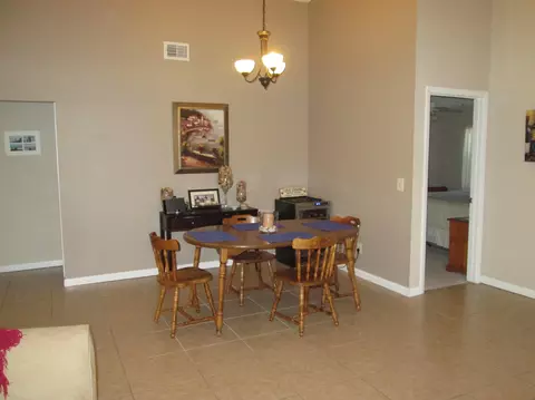 187 Raintree, Jupiter, FL 33458 photo 5