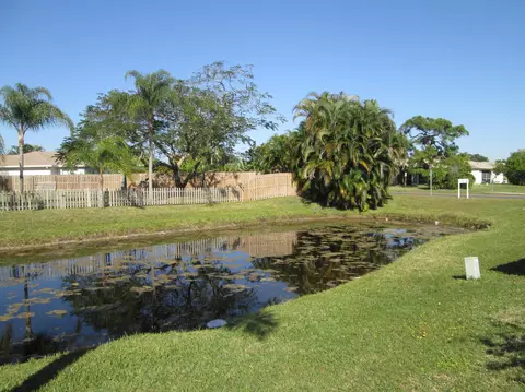 187 Raintree, Jupiter, FL 33458 photo 22