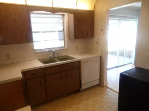 902 SE Flamingo Ave, Stuart, FL 34996 photo 8