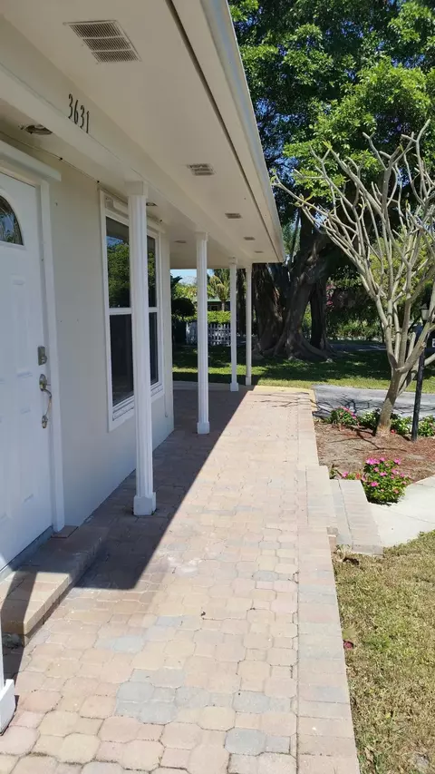 3631 SE 1st St, Boynton Beach, FL 33435 photo 3