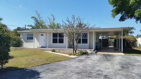 3631 SE 1st St, Boynton Beach, FL 33435 photo 2