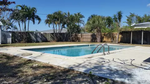 3631 SE 1st St, Boynton Beach, FL 33435 photo 5