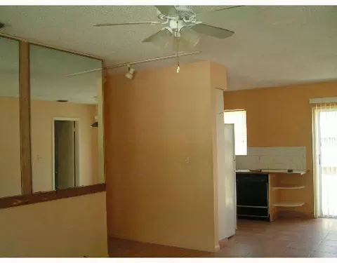 307 Hugh St, Jupiter, FL 33458 photo 4