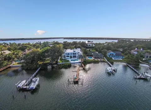 18882 Point Dr, Jupiter, FL 33469 photo 7