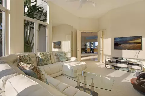 18882 Point Dr, Jupiter, FL 33469 photo 12