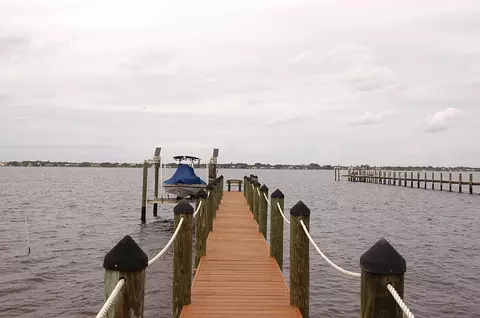 705 SE Riverside Dr, Stuart, FL 34994 photo 36