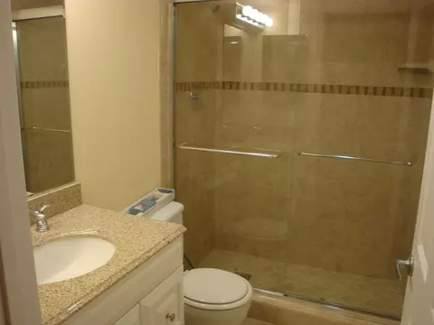 1006 Cornwall A, Boca Raton, FL 33434 photo 8