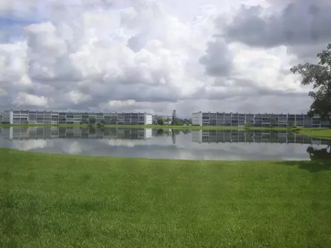 1006 Cornwall A, Boca Raton, FL 33434 photo 1