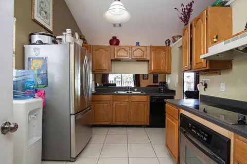 186 Greentree Cir, Jupiter, FL 33458 photo 11