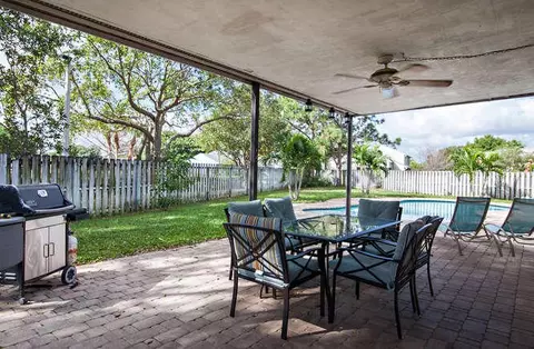 186 Greentree Cir, Jupiter, FL 33458 photo 23