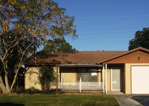 4605 SE Beckett Ave, Stuart, FL 34997 photo 1