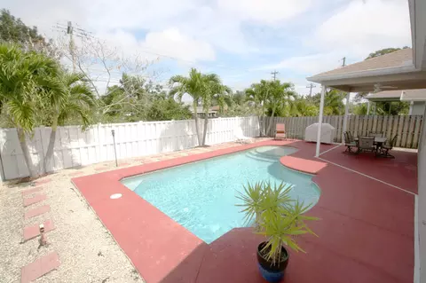 4729 SE Winter Haven Ct, Stuart, FL 34997 photo 2