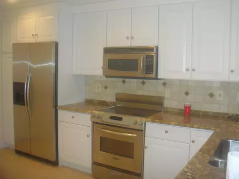 5653 SE Harbor Ter, Stuart, FL 34997 photo 3