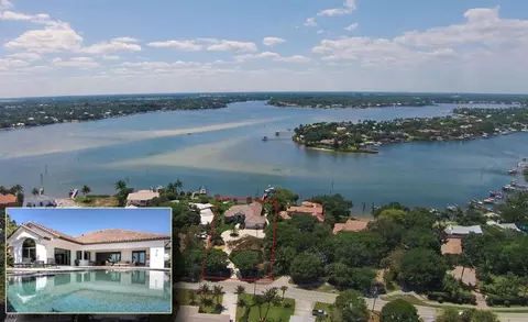 202 W Riverside Dr, Jupiter, FL 33469 photo 3