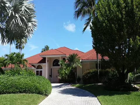 6970 SE Harbor Cir, Stuart, FL 34996 photo 1