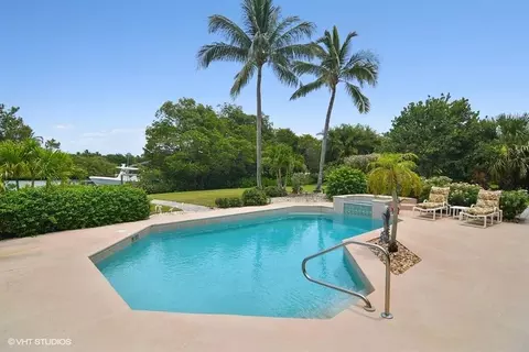 6970 SE Harbor Cir, Stuart, FL 34996 photo 2