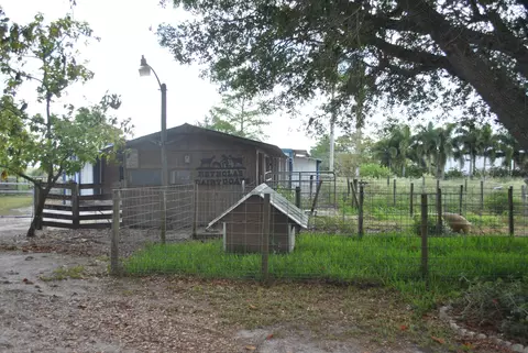 31 E Corkscrew Blvd, Lake Harbor, FL 33459 photo 37