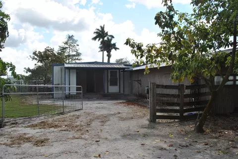 31 E Corkscrew Blvd, Lake Harbor, FL 33459 photo 39