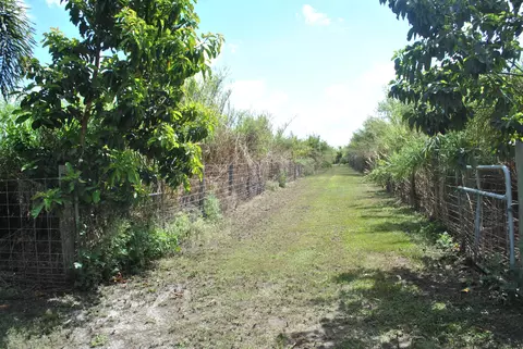 31 E Corkscrew Blvd, Lake Harbor, FL 33459 photo 50