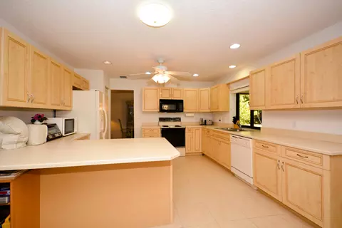 5646 SE Lamay Dr, Stuart, FL 34997 photo 18