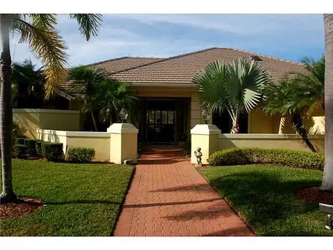 6740 SE Winged Foot Dr, Stuart, FL 34997 photo 1