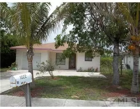 1022 Mango Dr, Delray Beach, FL 33444 photo 1