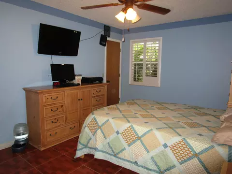 1882 SE Jackson St, Stuart, FL 34997 photo 15