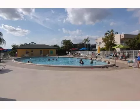 49 Monaco B, Delray Beach, FL 33446 photo 23