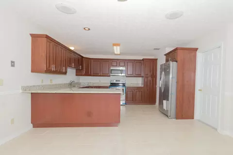 3019 SE Cypress St, Stuart, FL 34997 photo 10