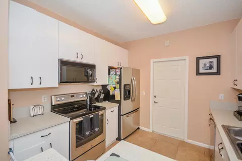 318 Oak Leaf Ter, Jupiter, FL 33458 photo 9
