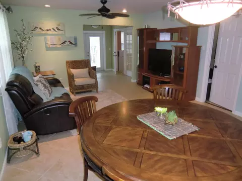 2349 SE Madison St, Stuart, FL 34997 photo 6