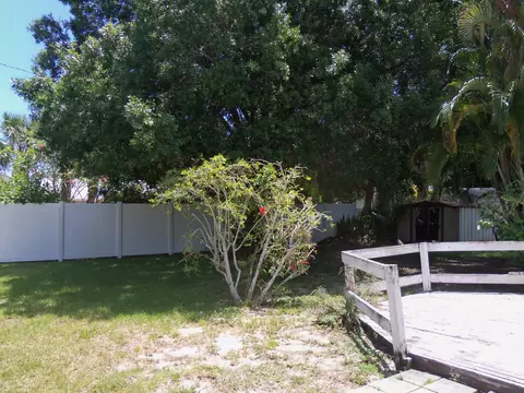 5021 SE Capstan Ave, Stuart, FL 34997 photo 17