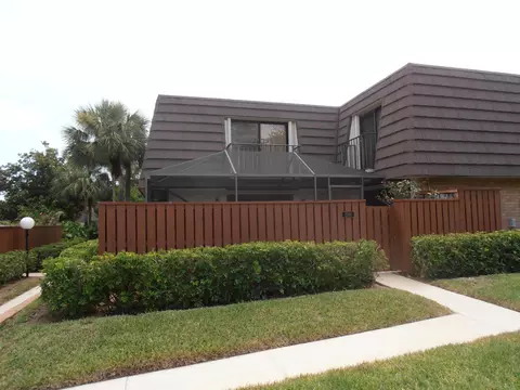 2306 23rd Ct, Jupiter, FL 33477 photo 4