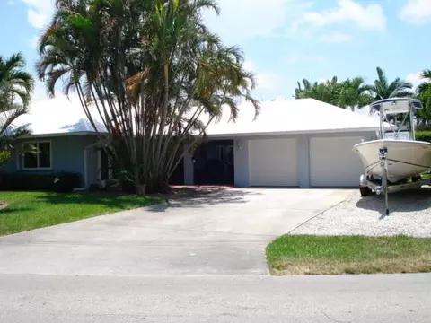 5405 SE Matousek St, Stuart, FL 34997 photo 2