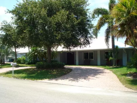 5405 SE Matousek St, Stuart, FL 34997 photo 1