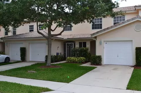 205 Timberwalk Trl, Jupiter, FL 33458 photo 2