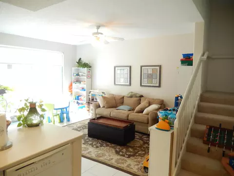 2713 E Community Dr, Jupiter, FL 33458 photo 5