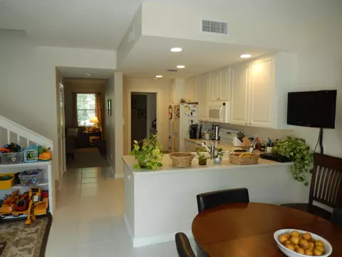 2713 E Community Dr, Jupiter, FL 33458 photo 6