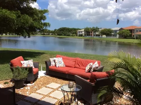 9854 Scribner Ln, Wellington, FL 33414 photo 6