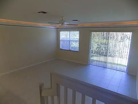 504 SE Bloxham Way, Stuart, FL 34997 photo 4