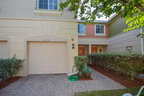 5334 SE Mitchell Ln, Stuart, FL 34997 photo 1