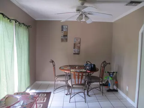 1903 SE Washington St SE, Stuart, FL 34997 photo 3